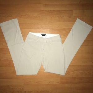 Brand New Sz. 00R Express Khaki Pants